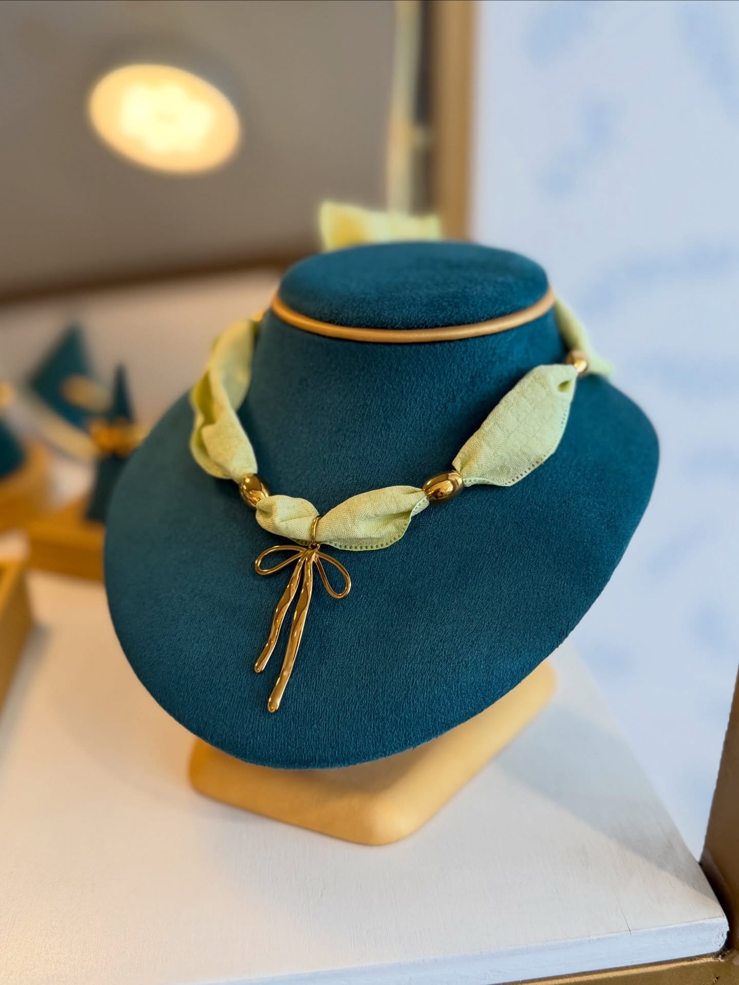 Collar Lazo Lima
